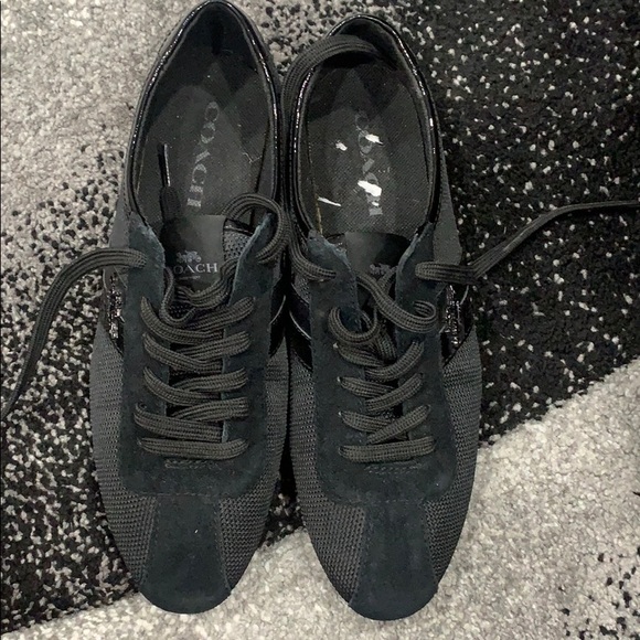 Coach - Picture 2 of 2